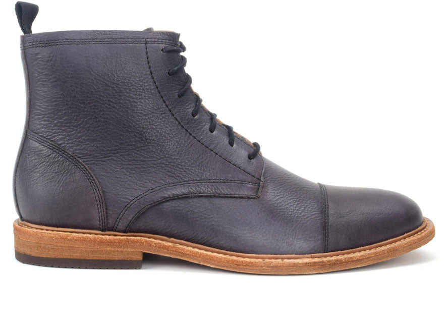 Warfield & Grand Drew lace up boot Black