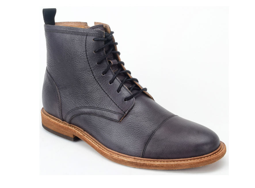 Warfield & Grand Drew lace up boot Black